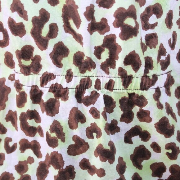 SB Scrubs Women's V-Neck Green Brown Animal Print V-Neck Scrub Top Size XS - Picture 7 of 11